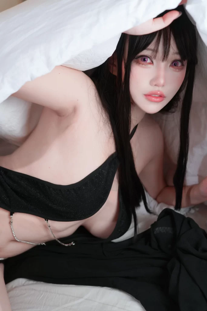 B站狐洛洛子「月之伊布」COS写真集:一场视觉的狂欢-橘喵